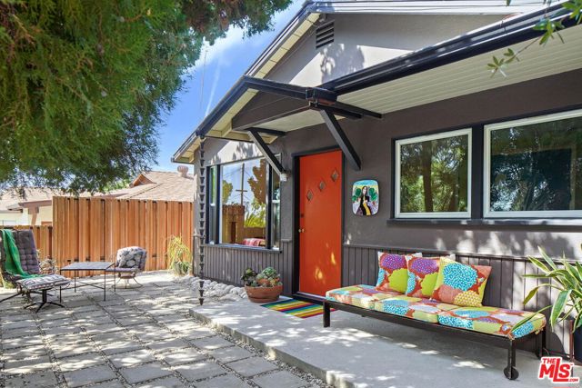 1865 UPPERTON Avenue, Los Angeles CA: https://media.crmls.org/mediaz/697e8781-a17f-492d-b07c-efaa563f1ede.jpg