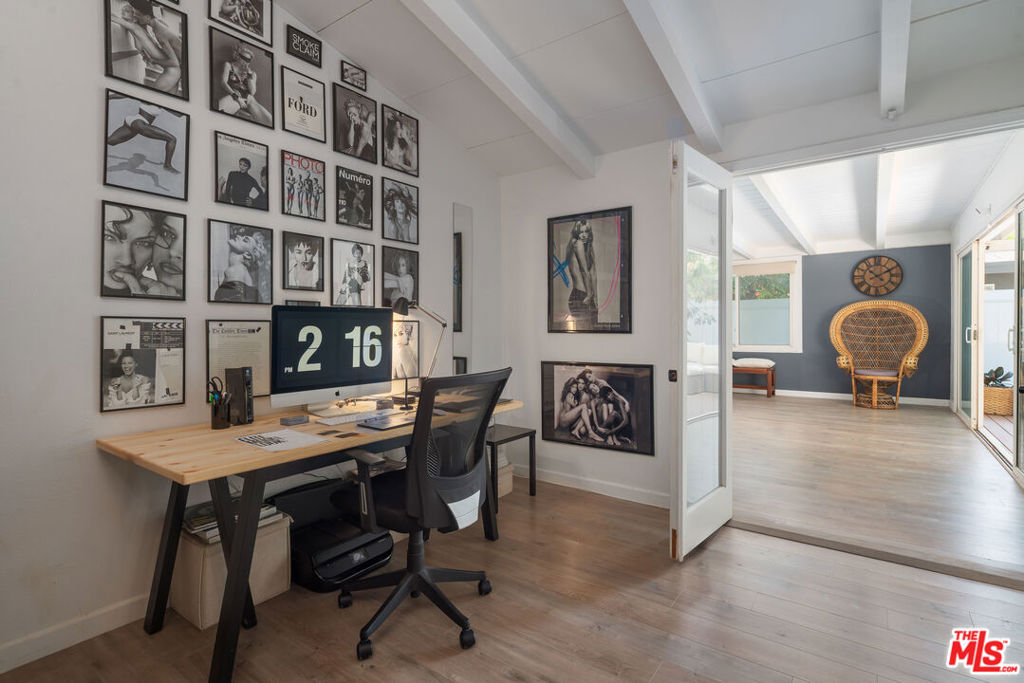 MLS #25576357 image #22