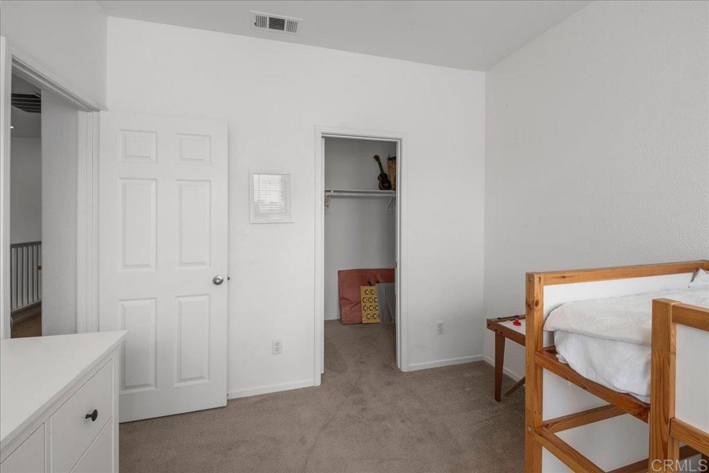 https://media.crmls.org/mediaz/697f4ab9-2ff6-405c-8044-884673fadfac.jpg?preset=X-Large