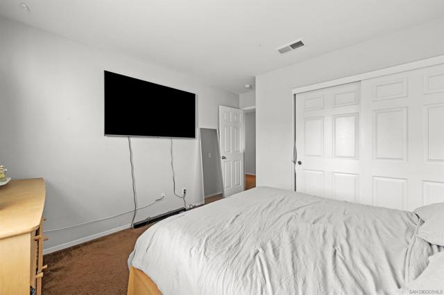 5954 Vista Santa Catarina, San Diego CA: https://media.crmls.org/mediaz/697f59c0-3d88-42eb-b870-e493127953ca.jpg