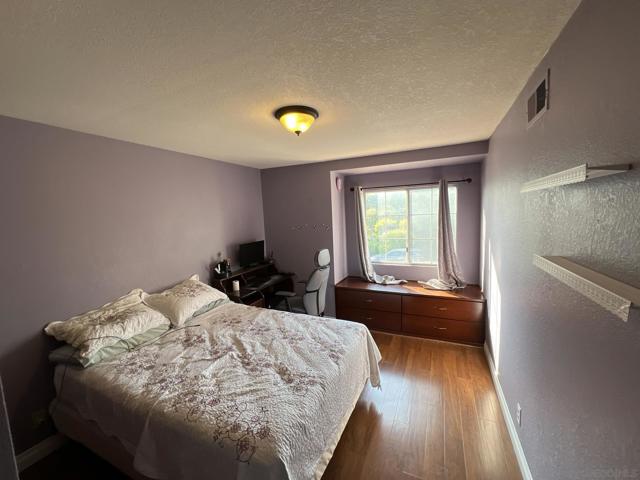 2377 Congressional Drive, El Cajon CA: https://media.crmls.org/mediaz/697fdc98-a422-4728-9035-25d3716fe9f1.jpg