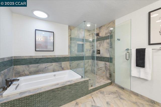 2787 Morgan Dr, San Ramon CA: https://media.crmls.org/mediaz/6980eea4-85cc-419c-a01e-b5afcae8223d.jpg
