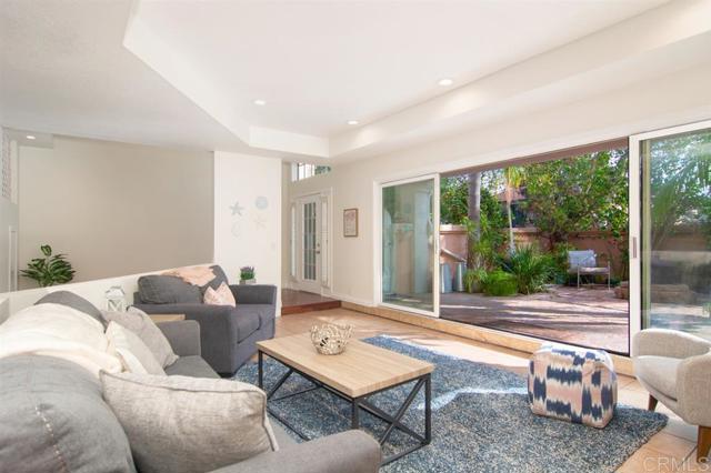 Detail Gallery Image 7 of 25 For 942 D Ave a,  Coronado,  CA 92118 - 3 Beds | 2/1 Baths