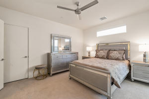 211 The, Palm Springs CA: https://media.crmls.org/mediaz/6981233f-7b20-4354-91e8-dae601ba72f0.jpg