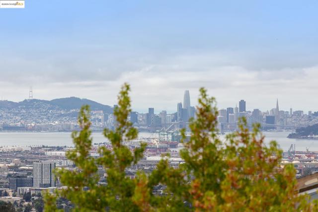 6475 Swainland Rd, Oakland CA: https://media.crmls.org/mediaz/6981a97f-1c1c-4a24-a3a2-66956b2ecdd3.jpg