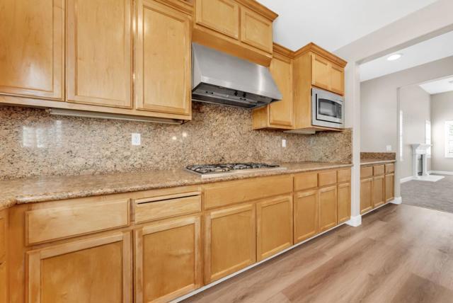 3099 Hastings Way, San Ramon CA: https://media.crmls.org/mediaz/6982ad6b-868a-4511-894d-016c82f40c42.jpg