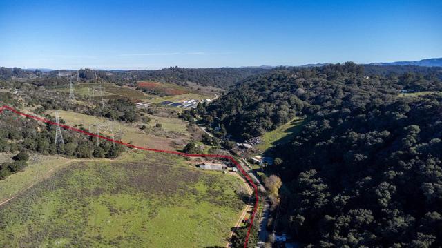 27 Long Valley Road, Castroville CA: https://media.crmls.org/mediaz/6982c811-849e-42e1-a0b1-eb5b69ec678d.jpg