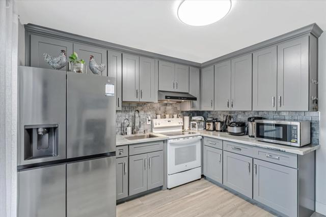 749 Bonita Place, San Jose CA: https://media.crmls.org/mediaz/69837fee-0b24-48bf-80d5-363506ecd533.jpg