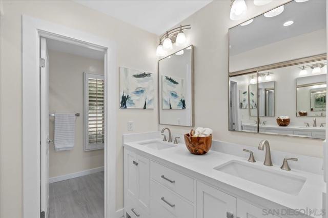 4007 Crown Point Drive, San Diego CA: https://media.crmls.org/mediaz/69841873-9f69-47fa-a65a-cf1355f60387.jpg