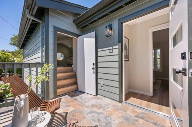3554 Oak Knoll Drive, Redwood City CA: https://media.crmls.org/mediaz/69842a22-59b5-4213-ad3a-1c10ccbbeba8.jpg