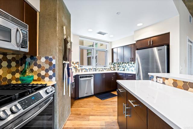 Detail Gallery Image 7 of 41 For 3740 Park Bld #209,  San Diego,  CA 92103 - 2 Beds | 2 Baths