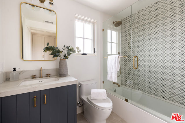 8363 Stewart Avenue, Los Angeles CA: https://media.crmls.org/mediaz/6984b52e-1024-4f5d-9b2a-4257fab4ecfd.jpg