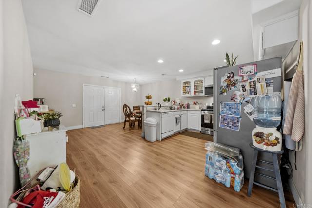 Detail Gallery Image 6 of 37 For 154 E 11th St, Perris,  CA 92570 - 3 Beds | 2 Baths