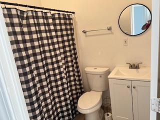509 King Street, Bakersfield CA: https://media.crmls.org/mediaz/69862135-44e7-49fa-aa03-e91d1126fa84.jpg