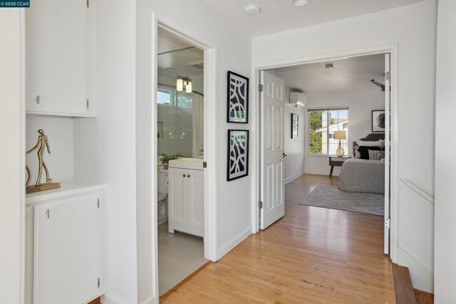 4397 N Water Oak Ct., Concord CA: https://media.crmls.org/mediaz/698651ff-23b1-4c1a-9824-5724372f2853.jpg