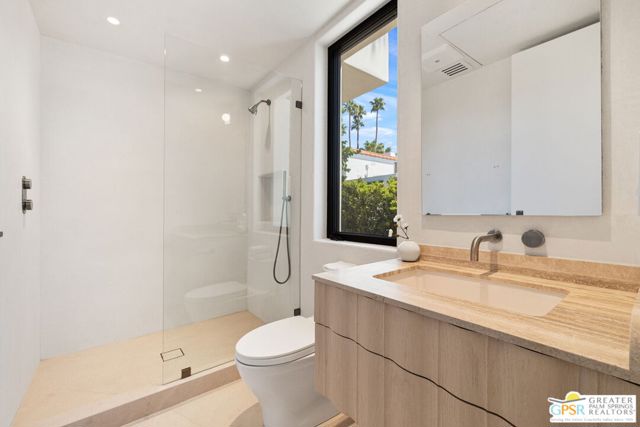 71000 Tamarisk Lane, Rancho Mirage CA: https://media.crmls.org/mediaz/698690b7-e36d-41c9-8fb2-d89c6dd9cc22.jpg