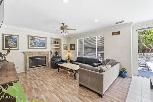 25 Humboldt Street, Simi Valley CA: https://media.crmls.org/mediaz/6986ff81-0ba4-4e84-bd81-03fdd34767fe.jpg