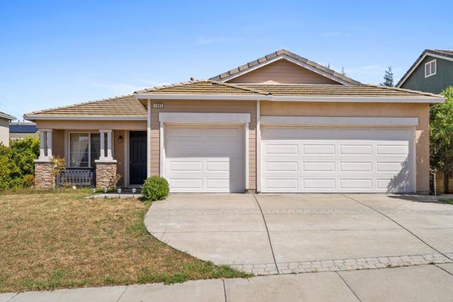 1085 Oakpoint Drive, Bay Point CA: https://media.crmls.org/mediaz/6987ad95-2e1f-450a-b6df-4186278147d4.jpg
