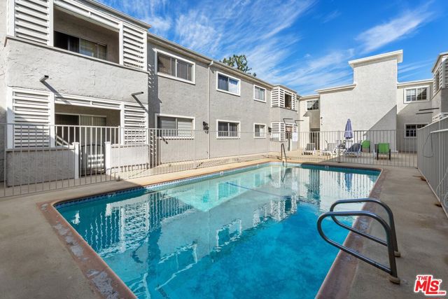 Image 11 of 15 For 5437 Corteen Place 212