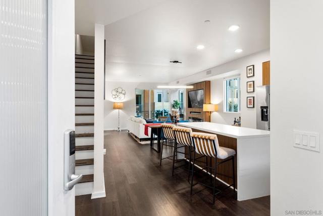 2875 B Street, San Diego CA: https://media.crmls.org/mediaz/698882ca-f738-4fd7-8470-becec7a2203d.jpg