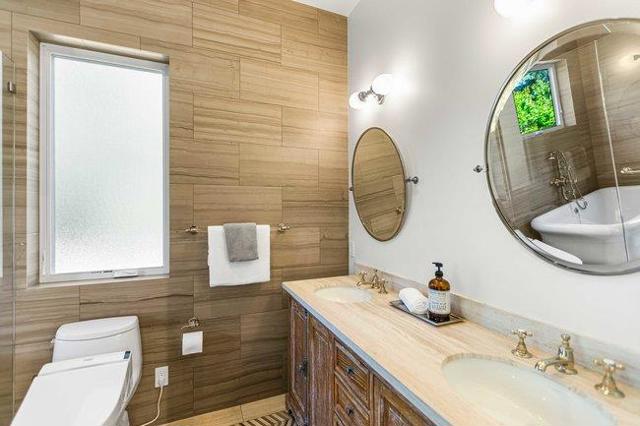 14835 Baranga Lane, Saratoga CA: https://media.crmls.org/mediaz/6988bdb1-8638-46c7-9fc8-a415fb7a2a3d.jpg