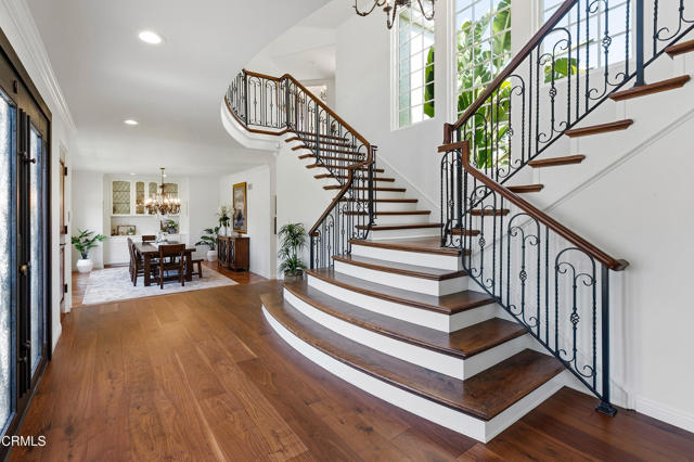 Detail Gallery Image 10 of 75 For 2296 Applewood Ln, Camarillo,  CA 93012 - 5 Beds | 4/1 Baths