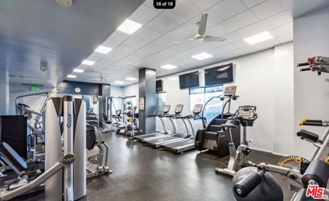 10501 Wilshire Boulevard, Los Angeles CA: https://media.crmls.org/mediaz/6989fc1e-54e5-4e3e-9ab0-ef83778ce595.jpg