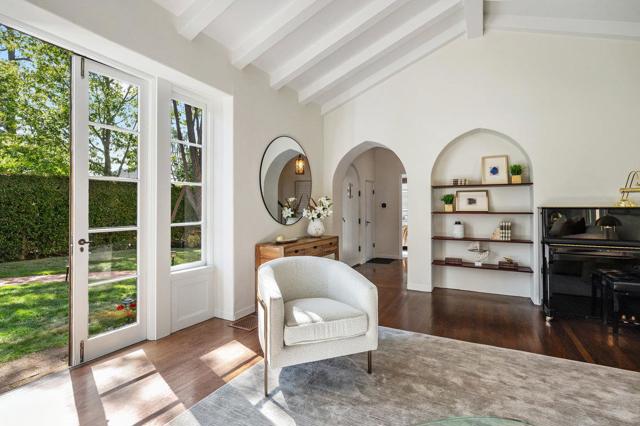 618 Occidental Avenue, San Mateo CA: https://media.crmls.org/mediaz/698a742f-3bf1-435b-b395-5684d0cc3b67.jpg