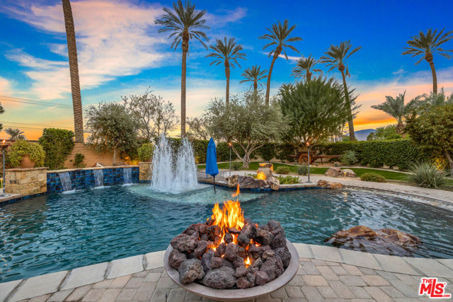 81945 Elynor Court, La Quinta CA: https://media.crmls.org/mediaz/698a871b-496c-4193-84ef-1037779b305e.jpg