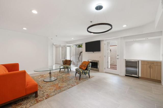 280 South Avenida Caballeros, Palm Springs CA: https://media.crmls.org/mediaz/698b9aa7-282f-4a96-b222-4844347f53a3.jpg