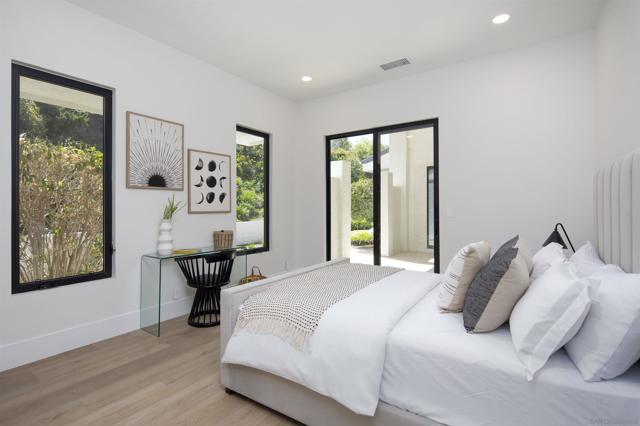 1561 La Plaza, San Marcos CA: https://media.crmls.org/mediaz/698bf989-b35a-4c63-9a43-57571f1c1a1d.jpg