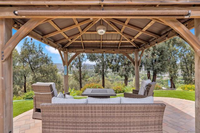 12845 Golden Way, Poway CA: https://media.crmls.org/mediaz/698c40b1-dd2c-4ad9-9515-09ee4fdb8a3f.jpg