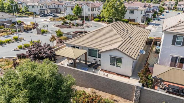 1798 Rosemary Drive, Gilroy CA: https://media.crmls.org/mediaz/698c475d-a710-4e75-9060-3b19133ba51f.jpg