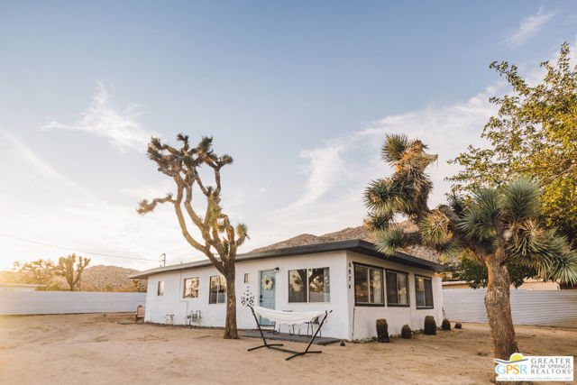 6974 Apache Trail, Yucca Valley CA: https://media.crmls.org/mediaz/698c9a17-56e7-4def-a3dd-1ca1f5973c84.jpg