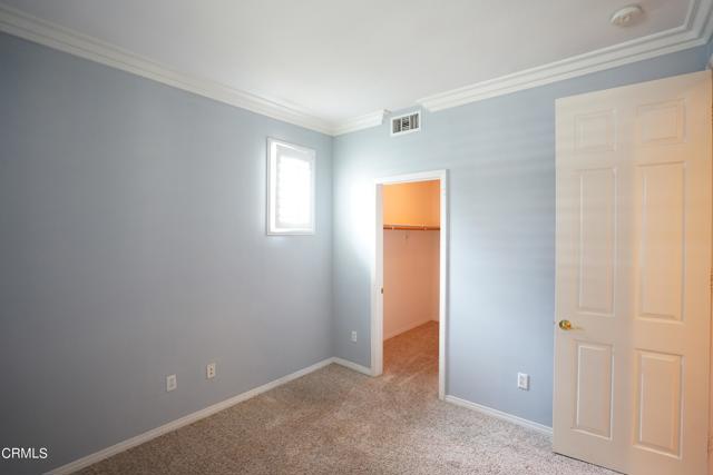 341 Spring Park Road, Camarillo CA: https://media.crmls.org/mediaz/698cb993-c8ec-4ae2-9e41-1d036ea8afd9.jpg