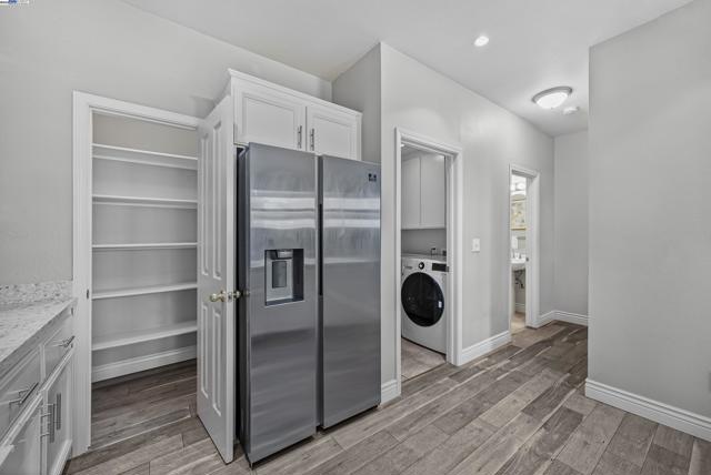 4165 Cortina Ct, Pleasanton CA: https://media.crmls.org/mediaz/698d4144-b81f-47f4-8f1d-1a655fabe842.jpg