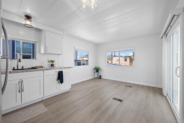 Detail Gallery Image 5 of 20 For 1425 E Madison Ave Spc 15,  El Cajon,  CA 92019 - 1 Beds | 1 Baths