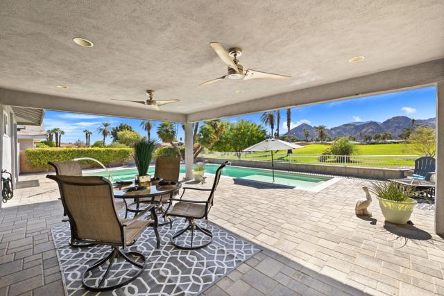 77245 Indiana Avenue, Palm Desert CA: https://media.crmls.org/mediaz/698f68ee-8329-41ef-8040-da8b9b78f0a4.jpg