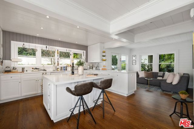 1231 Hilldale Avenue, Los Angeles CA: https://media.crmls.org/mediaz/698fac30-c503-4bd3-a5a9-7f0637cd7eb3.jpg