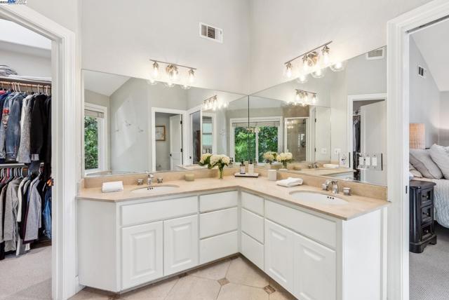 1617 Campesino Ct., Alamo CA: https://media.crmls.org/mediaz/699192e6-1dc1-4d7f-9eda-81e21835e925.jpg