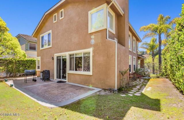 144 Acacia Lane, Newbury Park CA: https://media.crmls.org/mediaz/6991ecb4-4cca-4b2d-b1dd-db86174dfe3c.jpg