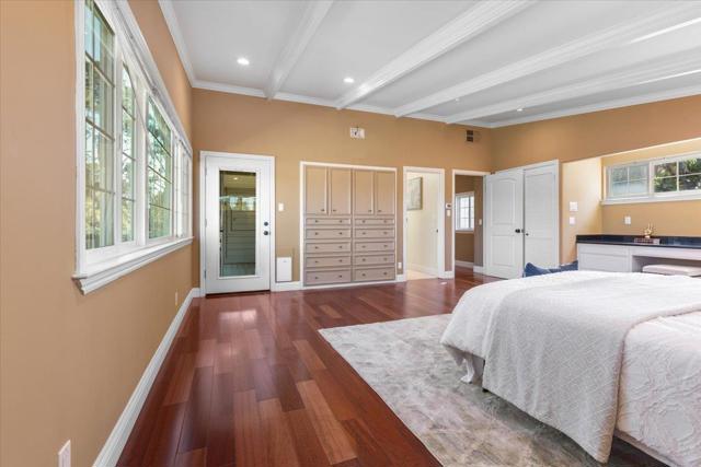 510 Sunnymount Avenue, Sunnyvale CA: https://media.crmls.org/mediaz/699263cb-2013-40fb-b0f3-99114b2d923e.jpg
