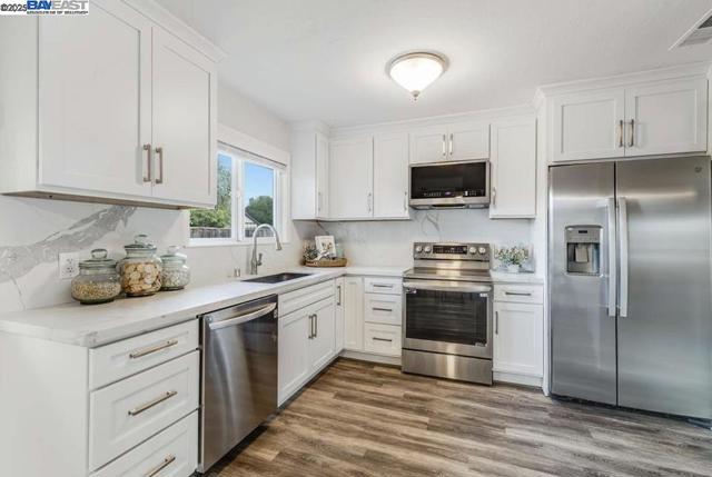 Image 3 of 18 For 5501 Pennsylvania Blvd