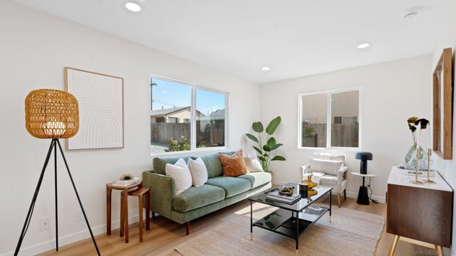 6492 6494 Lanston St., San Diego CA: https://media.crmls.org/mediaz/69930a39-2699-4890-ab81-e47e397ab269.jpg