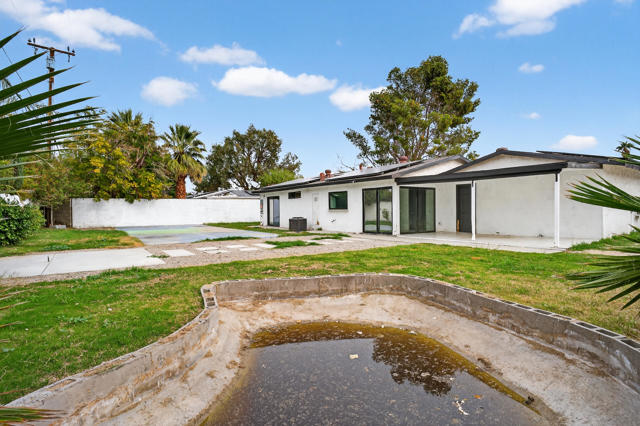 Image 11 of 32 For 2251 San Gorgonio Road