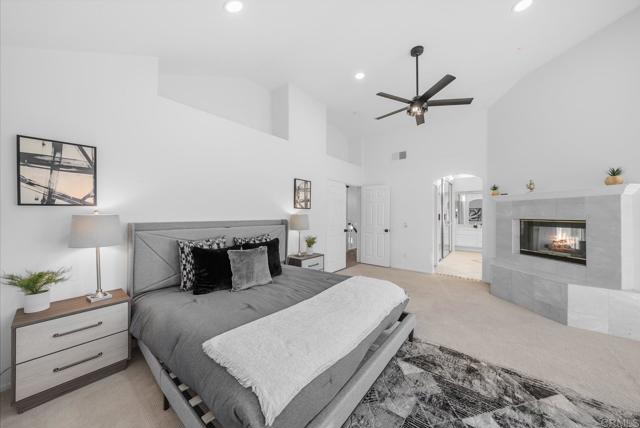 Image 33 of 59 For 12118 Ferncrest Place