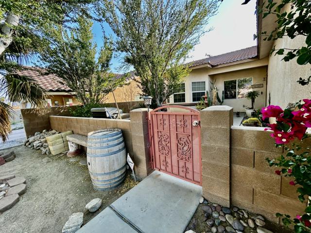 13569 Caliente Drive, Desert Hot Springs CA: https://media.crmls.org/mediaz/6995113f-9552-47a2-ab08-36f478a745a6.jpg
