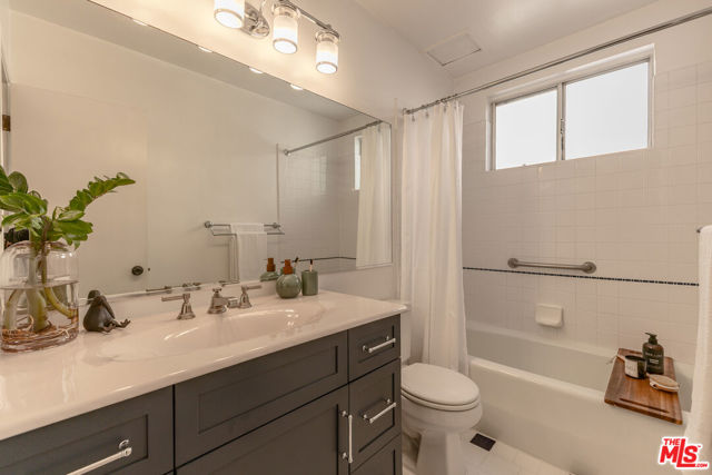 4507 Finley Avenue, 1 photo 25