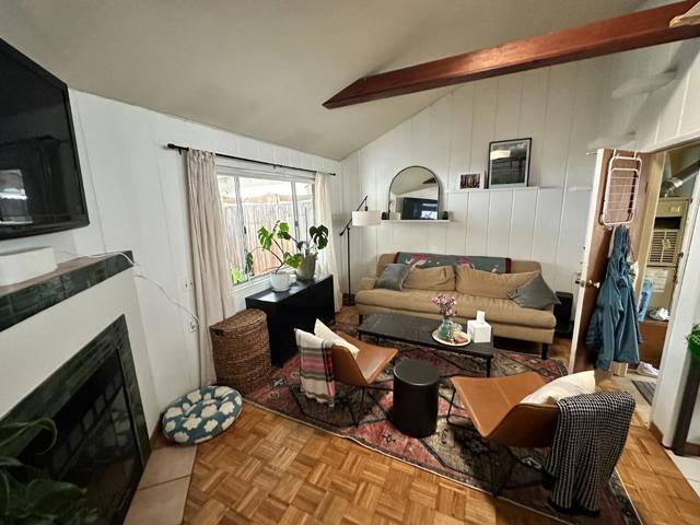 2145 Park Boulevard, Palo Alto CA: https://media.crmls.org/mediaz/69961564-1724-4fee-b78f-550a9088b18f.jpg