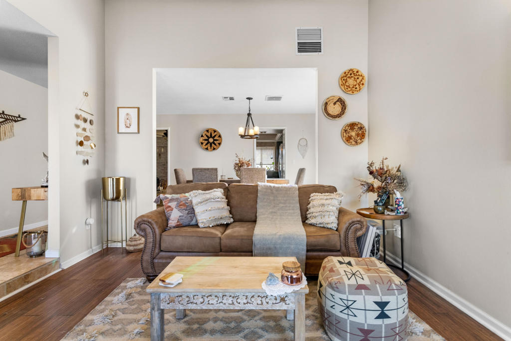 MLS #219138581DA image #3